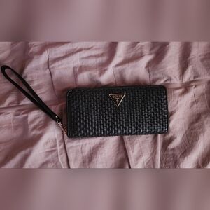Guess Wallet